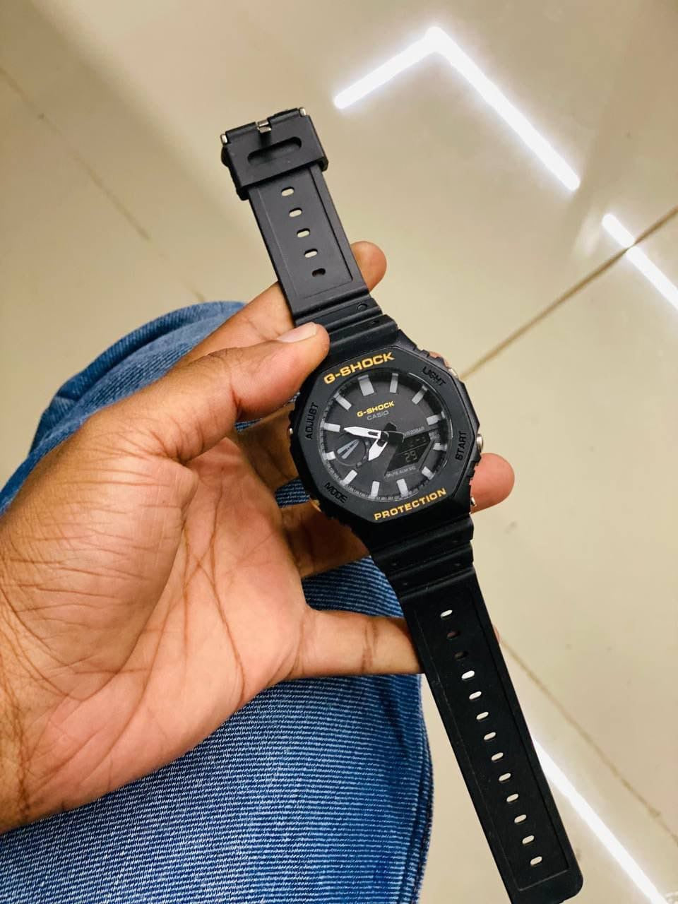 GG-SHOCK GA2100